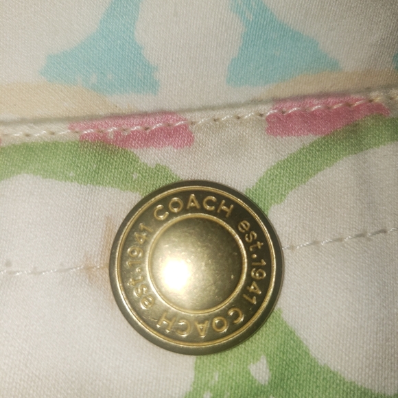 VINTAGE COACH HAMPTON SCRIBBLE SIGNATURE SHOULDER BAG. - Picture 14 of 16